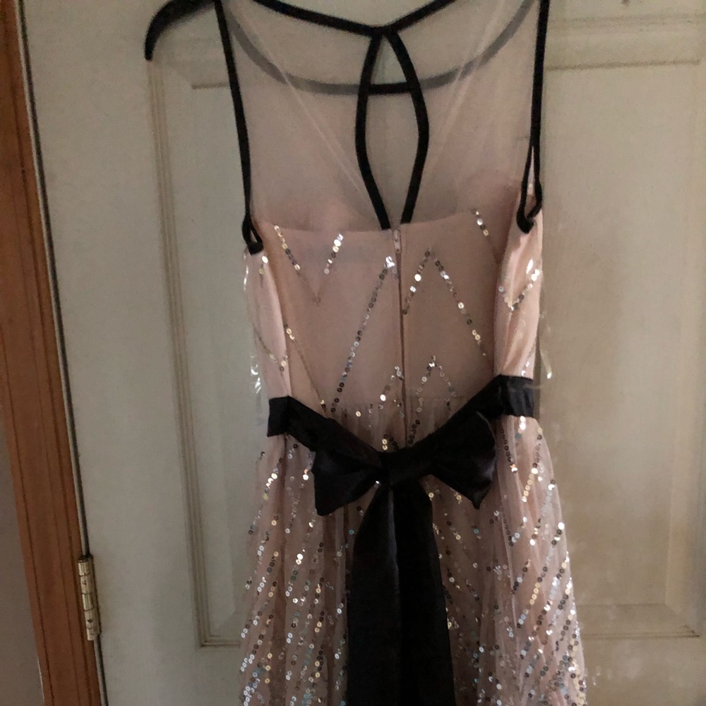Stunning - Picture 2 of 5